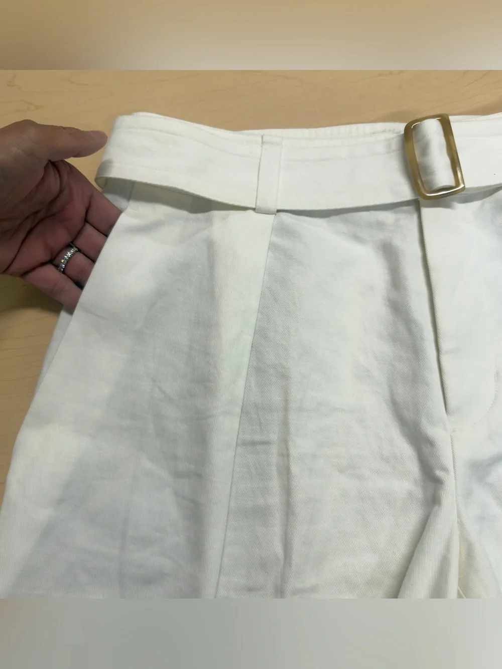 Vince White Belted Cotton Linen Blend Pleated Shorts Size 10